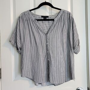 🆕️ NWOT Sanctuary Button Down Boxy Blouse Small